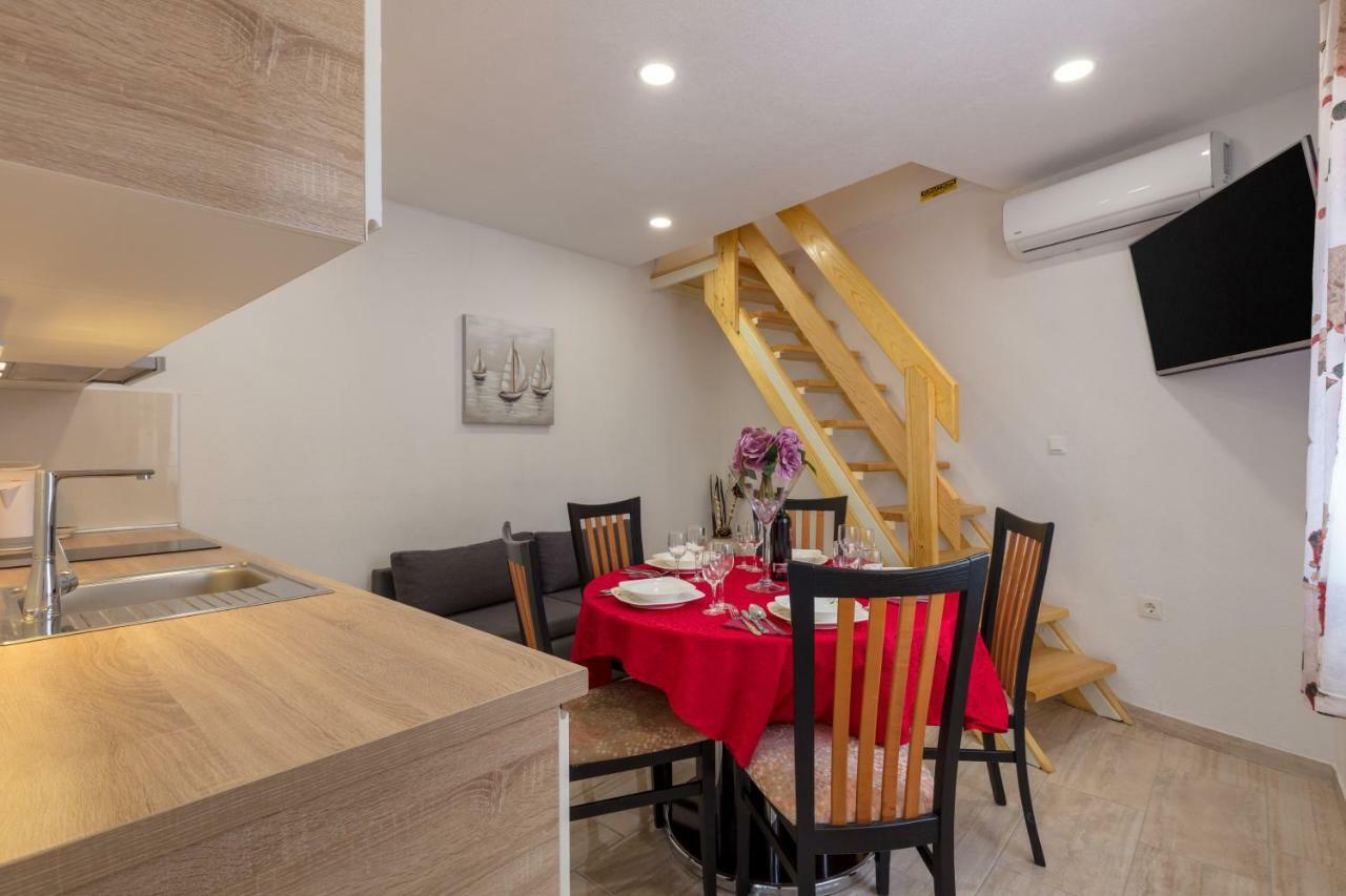 Holiday Home Vesna Baska Voda Bagian luar foto